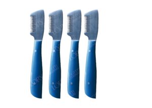 Set of 4 knives with plastic handles